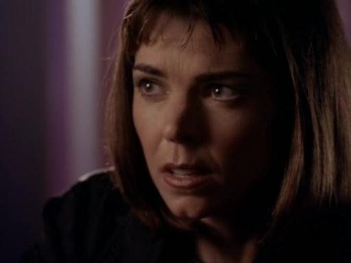 EarthFinalConflict-1x01-Decisionavi_snap